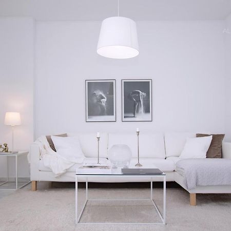 Scandinavian Style Apartment With Amazing Sea Views And South West Facing Sunny Terrace In Miraflores Walking Distance To The Beach! Málaga Exterior foto