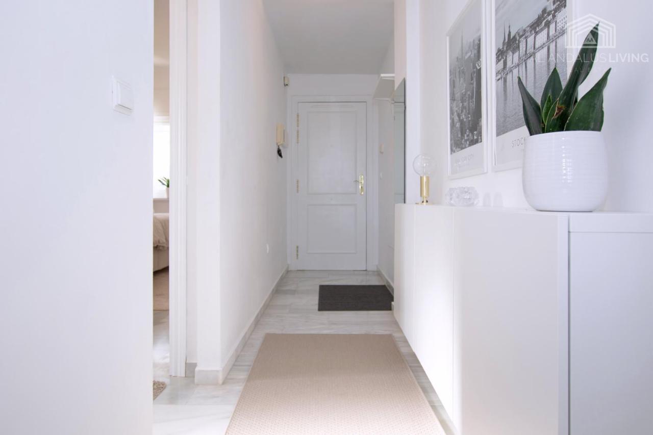 Scandinavian Style Apartment With Amazing Sea Views And South West Facing Sunny Terrace In Miraflores Walking Distance To The Beach! Málaga Exterior foto