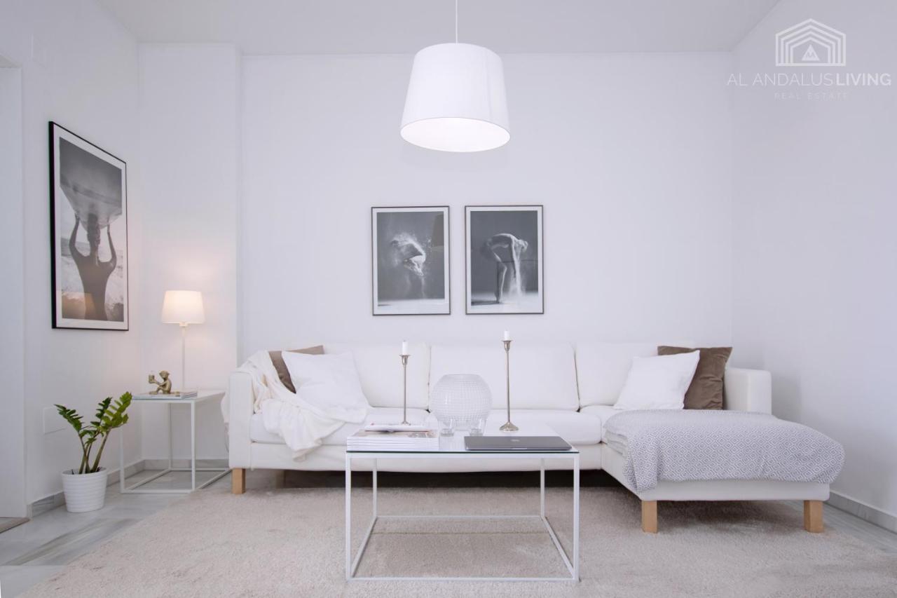 Scandinavian Style Apartment With Amazing Sea Views And South West Facing Sunny Terrace In Miraflores Walking Distance To The Beach! Málaga Exterior foto